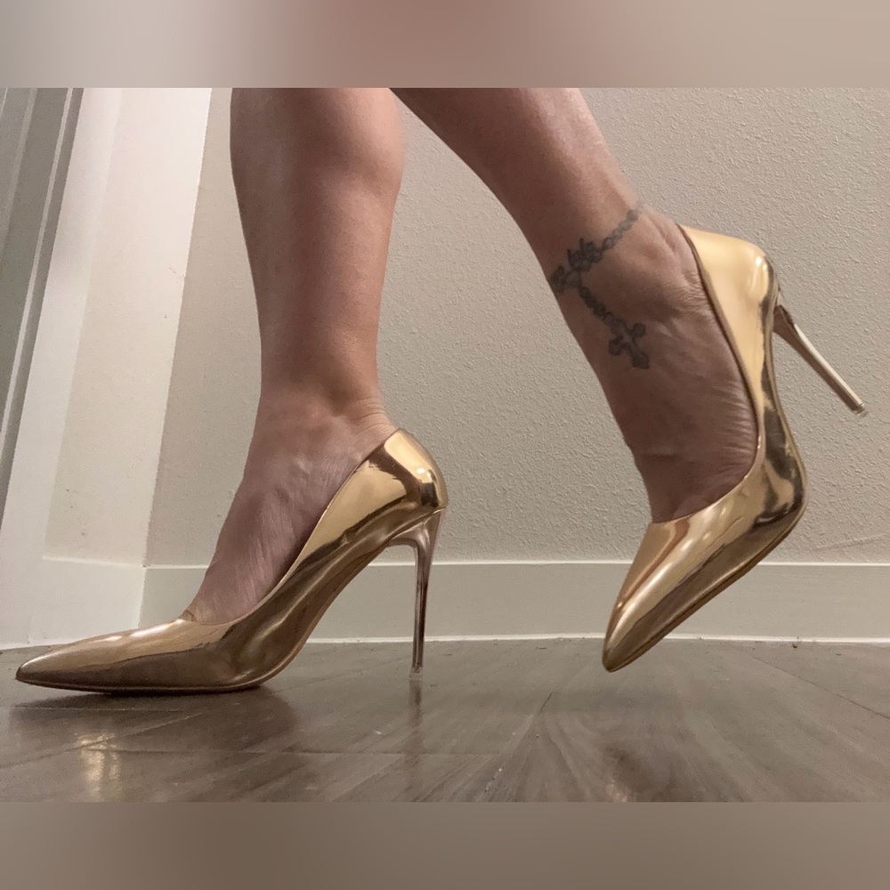 Elegant Rose Gold Stiletto Heels